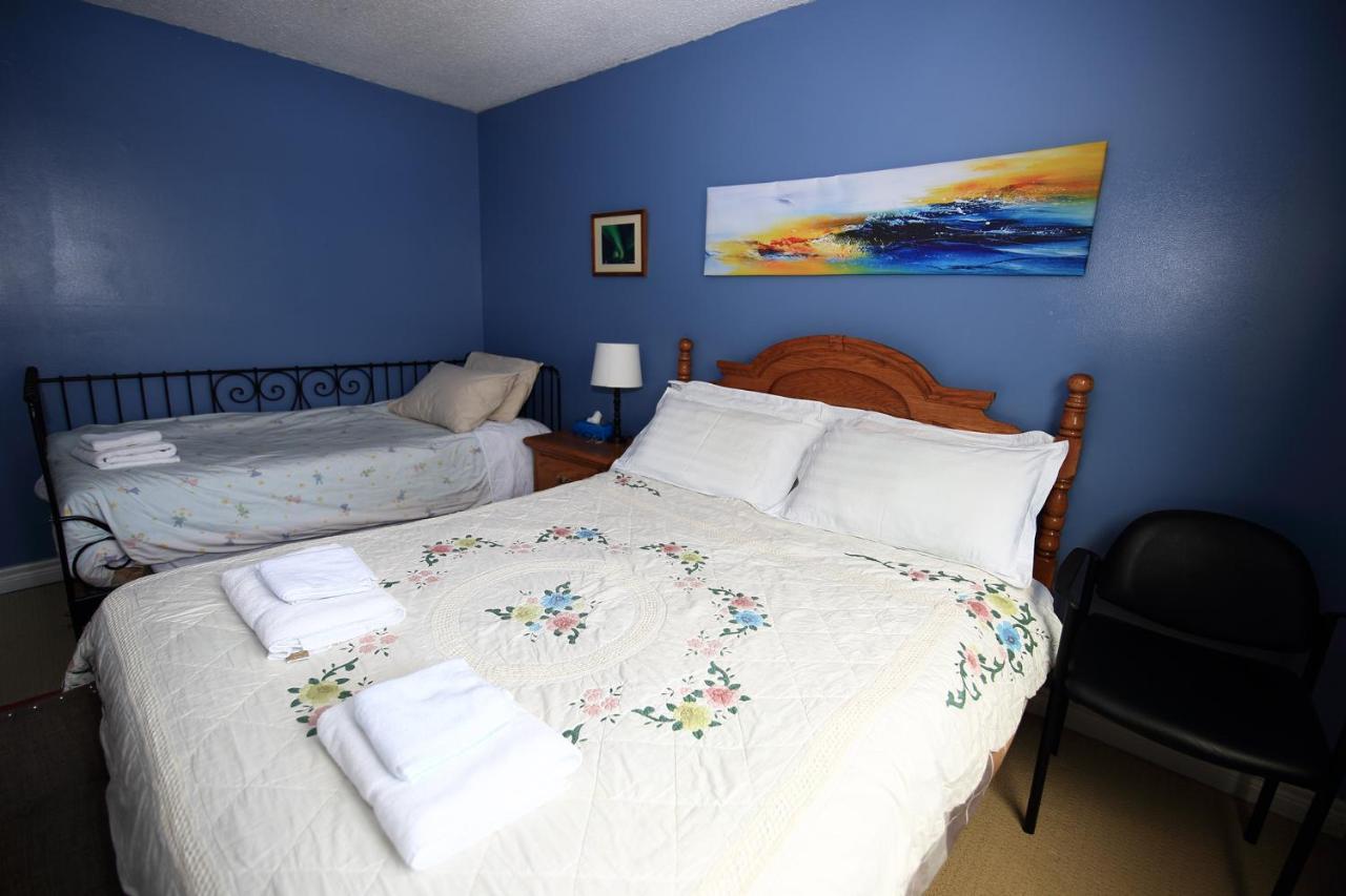 Jenny Guest House Yellowknife Exterior photo